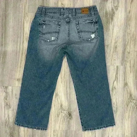 BKE Buckle Women's Wendi Jeans Capris Cropped Distressed Denim Medium Size 29 - Picture 5 of 7
